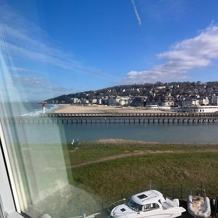 Mon Balcon Face A La Mer - Les Marinas ドーヴィル エクステリア 写真